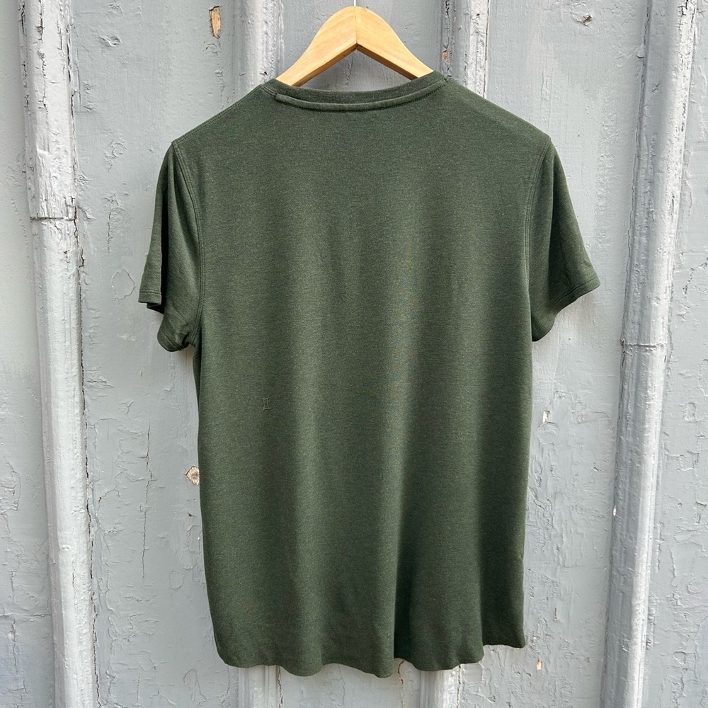Kit & Ace Crewneck pocket tee, size M - Picture 2 of 8